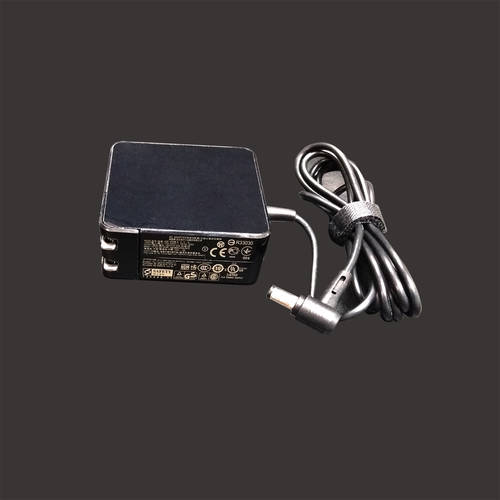 ASUS Zenbook AC Adapter 19V 3.42A 65W 5.5X2.5MM